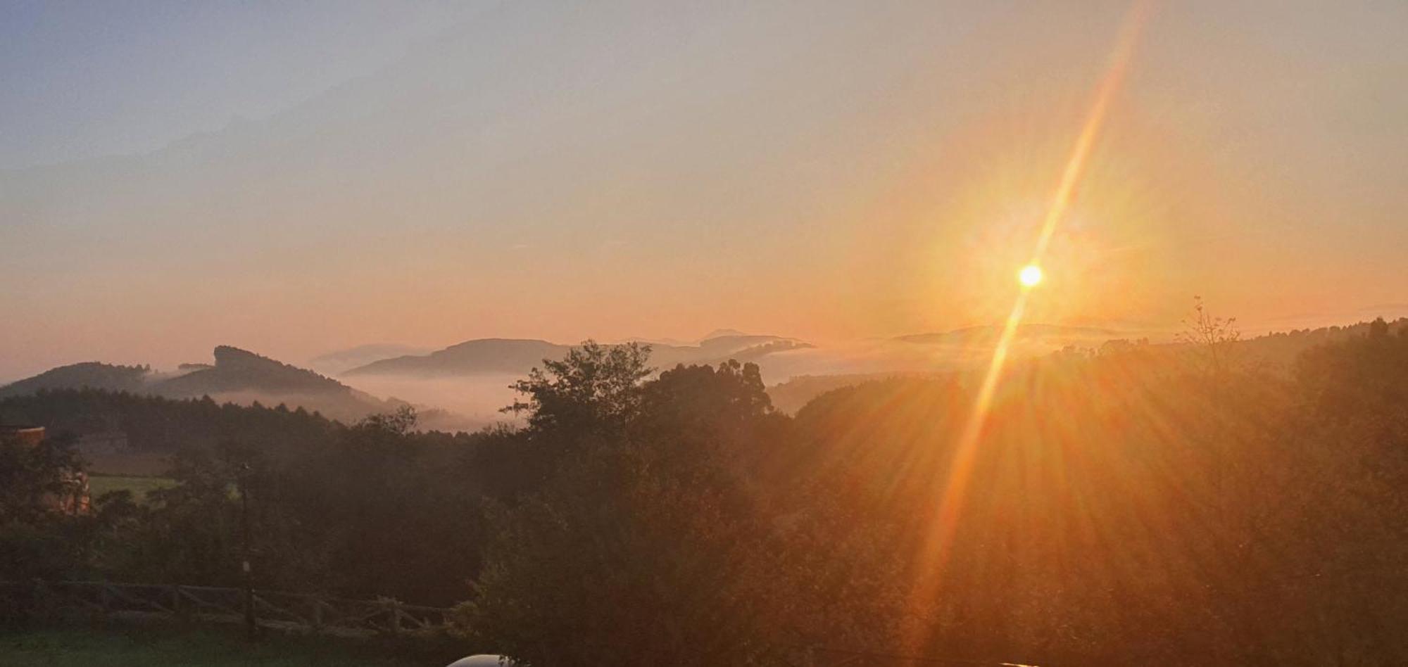 San Bartolomé de Meruelo Fuente De Gueeloゲストハウス エクステリア 写真